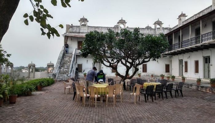 indore to indore Accommodations (17)
